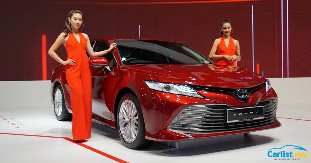 2019 toyota upcoming New Camry Hybrid to be launched in india on 18 January