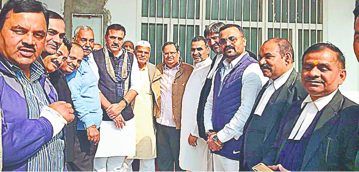 MP Balian and MLA Umesh in the court