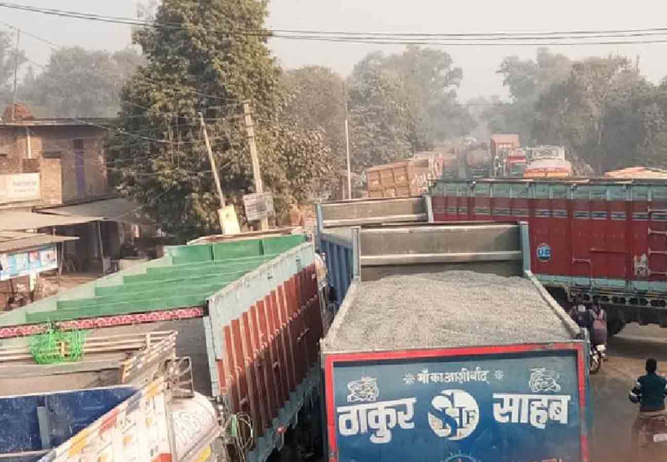 police caught 46 truks in illegal mining