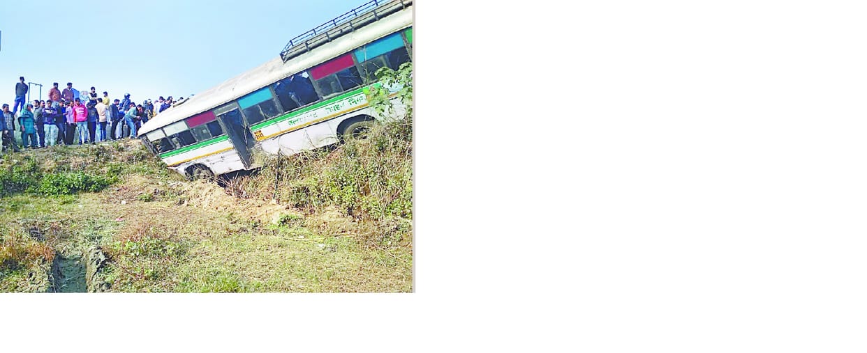 rodways bus fall, driver deid