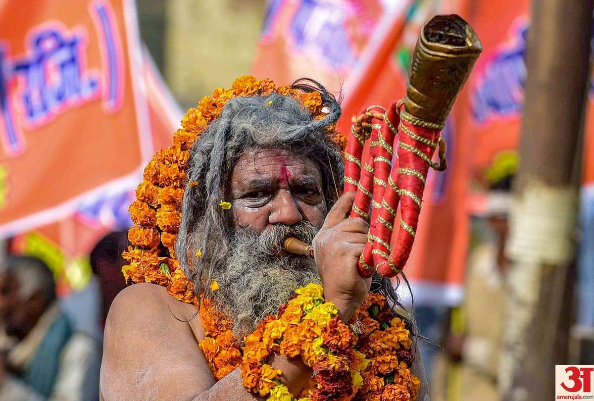 prayagraj kumbh 2019 images of naga sadhu in kumbh