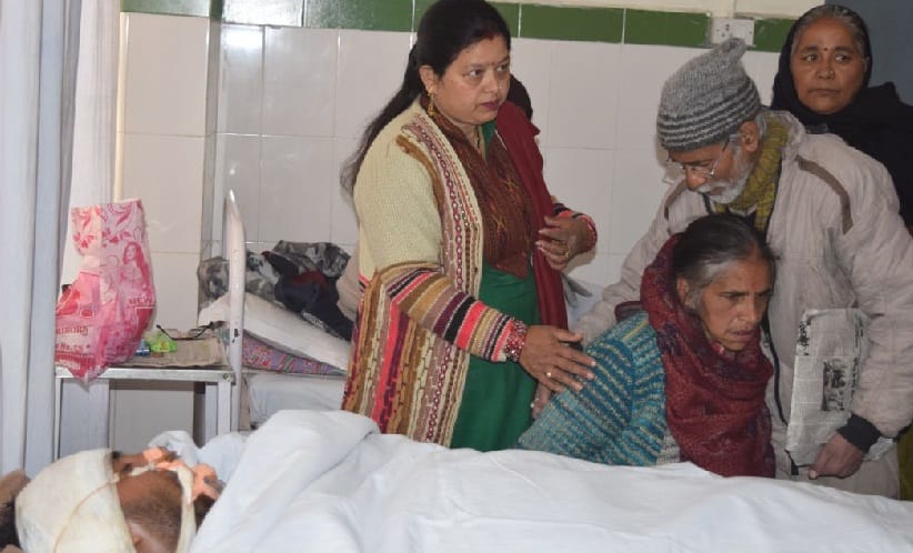 बेटे को मारने वाले अब मुझे भी मार दें