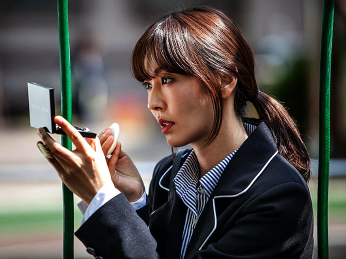 South Korean women started movement against makeup