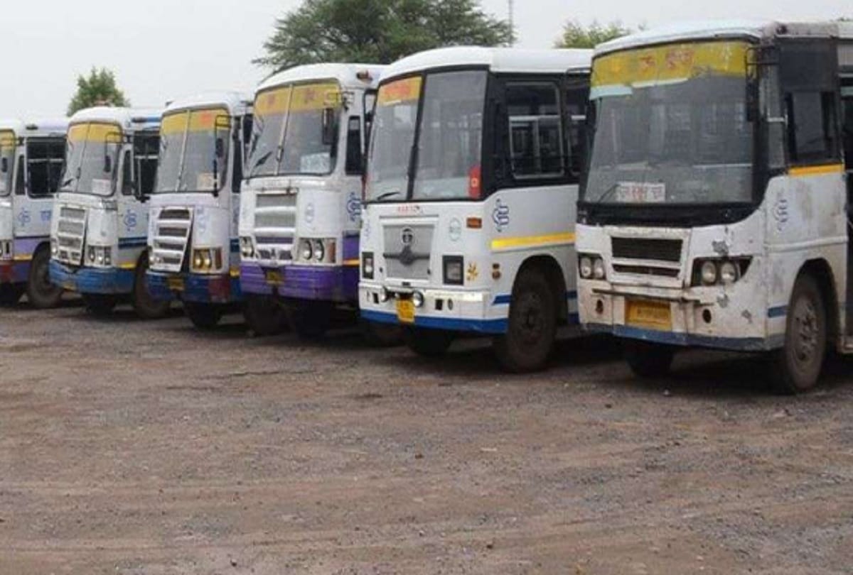 Meerut, New rules are implemented in transport Department, and fitness will not be for 2 years