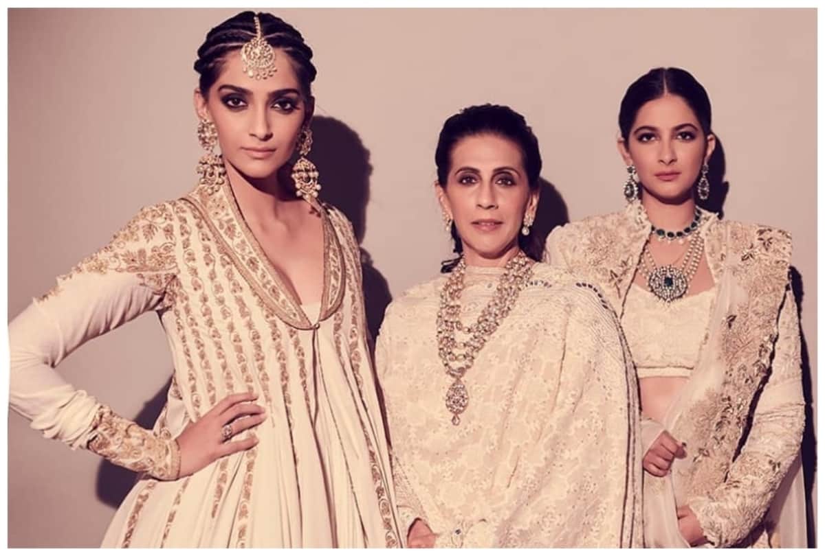 Sonam Kapoor Sunita Kapoor and Rhea Kapoor in white gold outfits by Rohit Bal