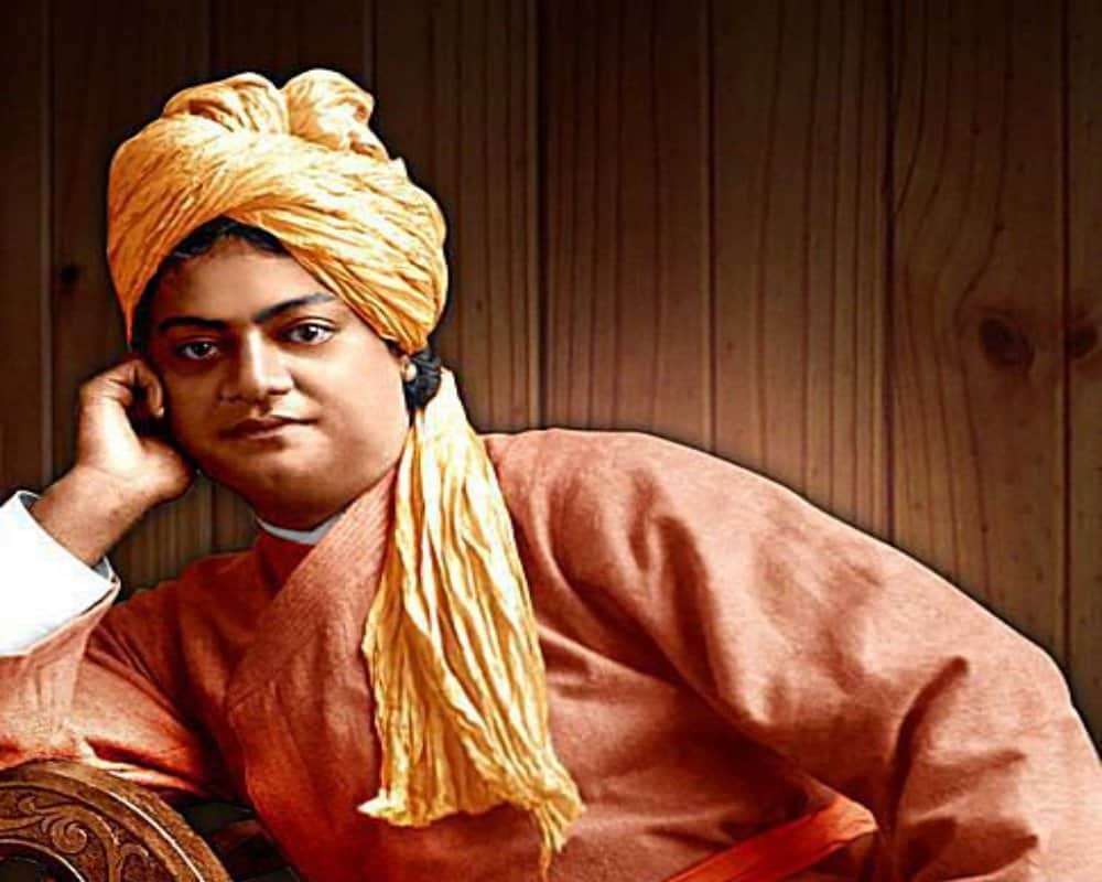 Swami Vivekananda Jayanti 2024 National youth day 2024 swami vivekananda life story in hindi