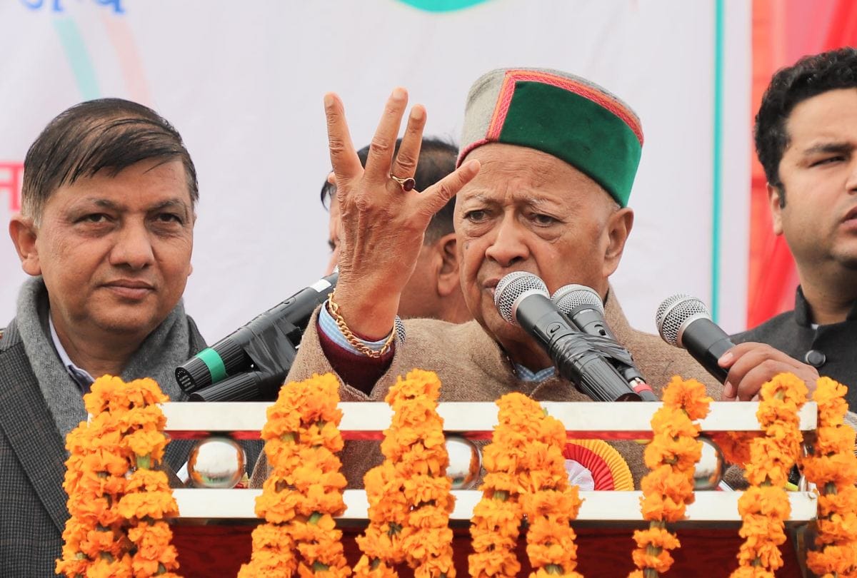 late Virbhadra Singh could not fulfill the demand of making Rampur Bushahr a district