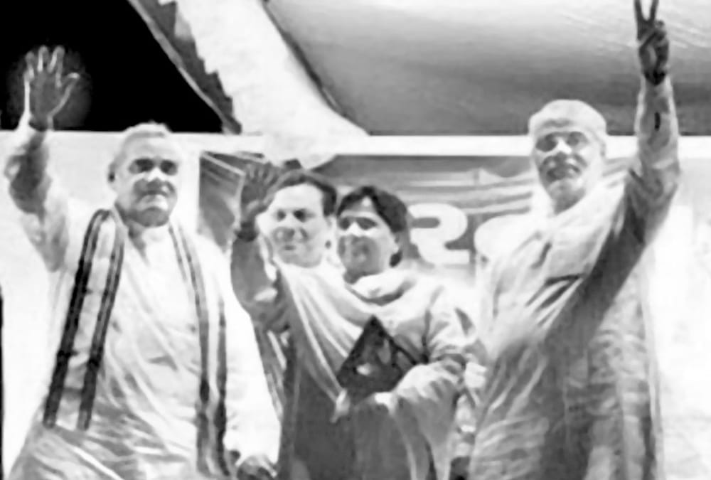 pics of changing politics of uttar pradesh.