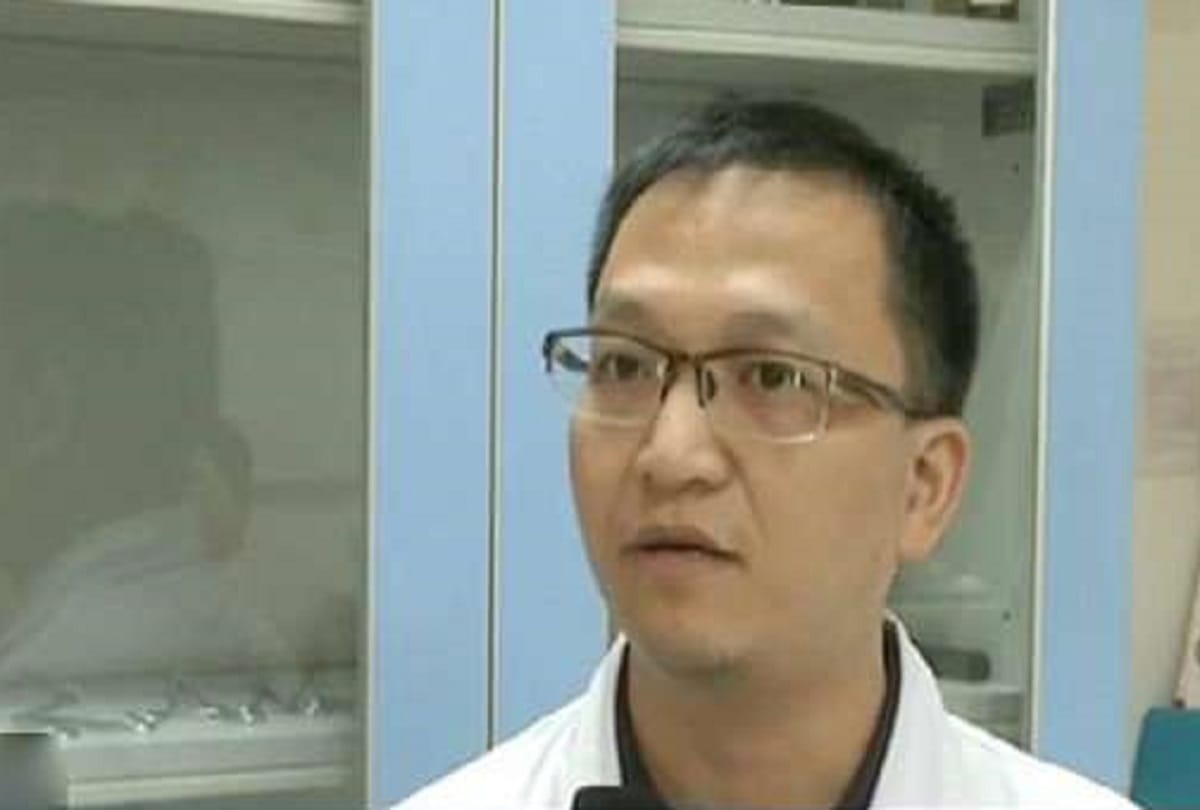 Squirming lizard removed from man’s ear in China beijing 