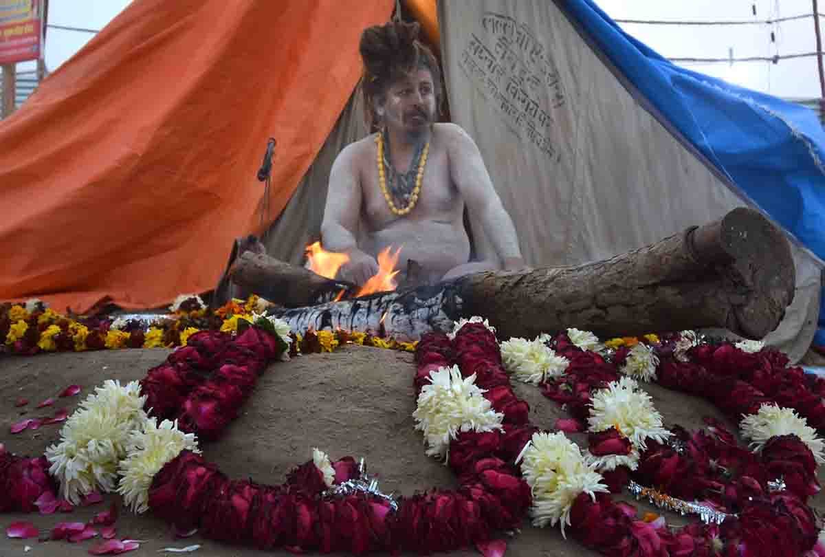 Tongs, khapar, bhairav jholi, came out of the alarms