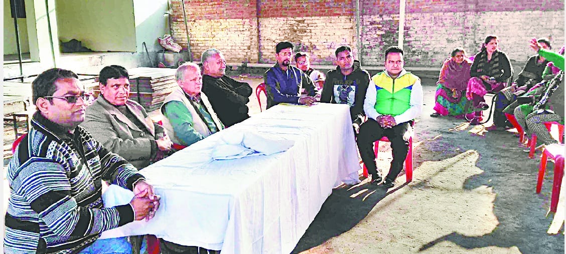 People demand to close stone crusher