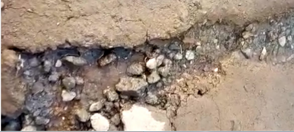 water is wasting due to likage