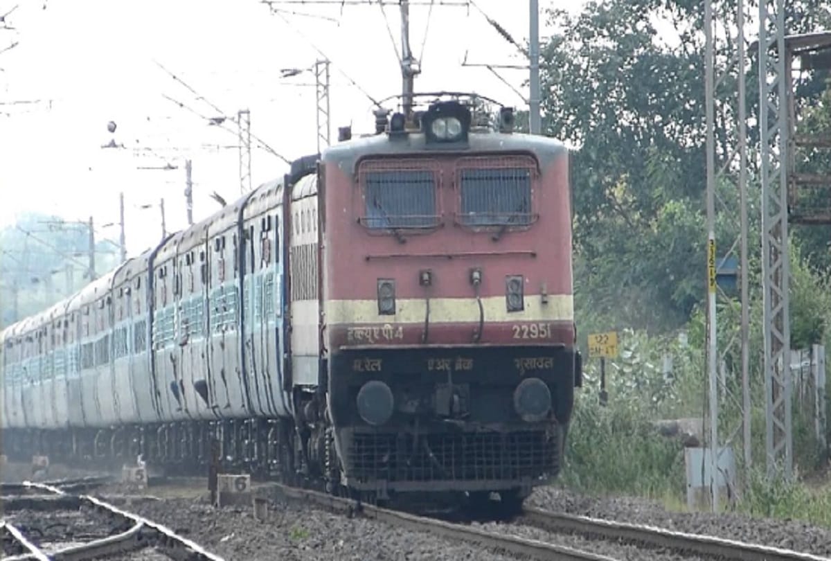 Meerut, An attempt was made to reverse the Khurja Passenger train
