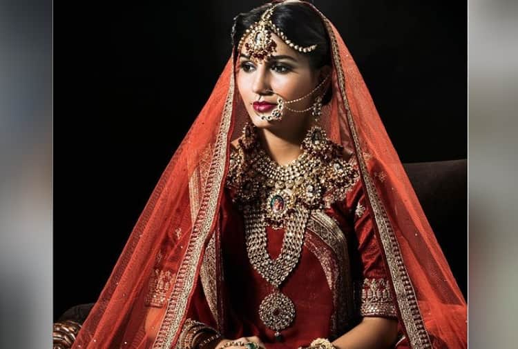 Bollywood, Sapna Choudhary Bridal Photos Viral on Instagram