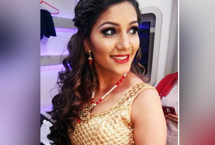 Bollywood, Sapna Choudhary Funny Face Expression Video Viral on Social Media