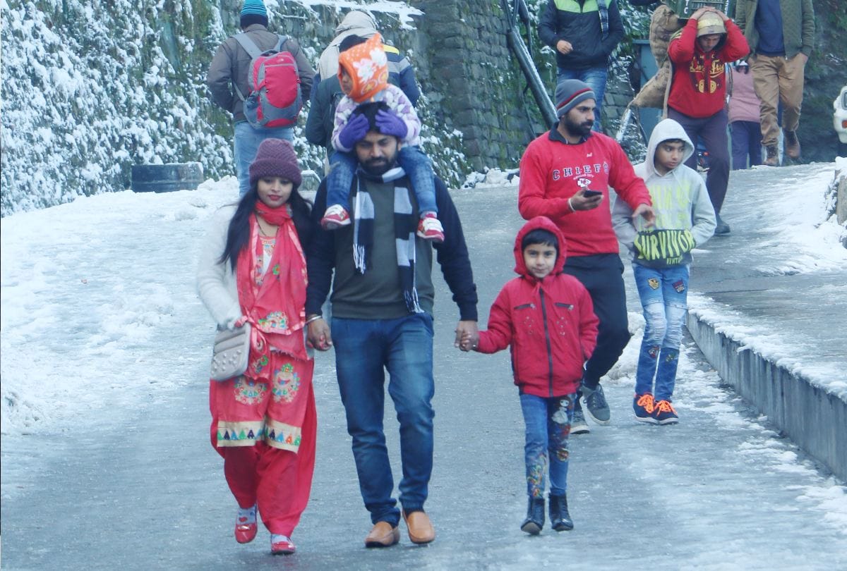 heavy snowfall in manali dalhousie shimla chamba lahaul chamba