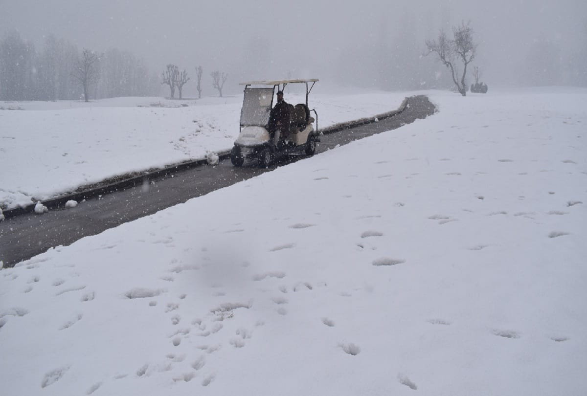 Cutting connections from the country of jammu and kashmir