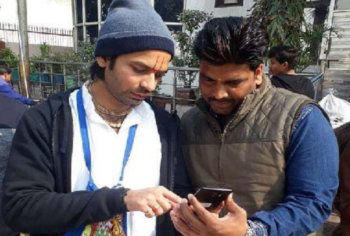 tej pratap yadav in vrindavan before loksabha election 2019