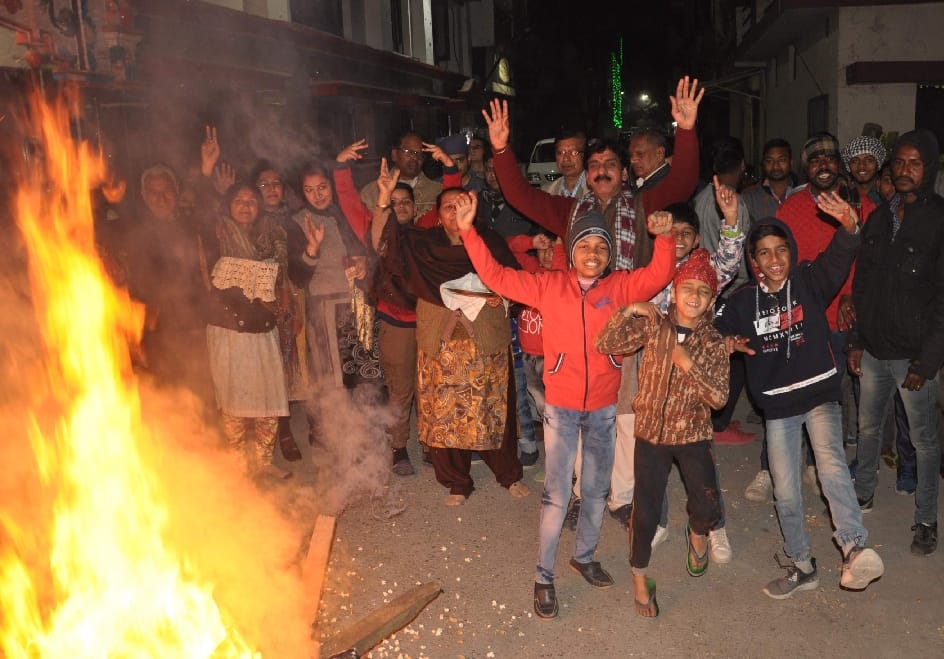 Lohri 2019 celebration photos uttarakhand