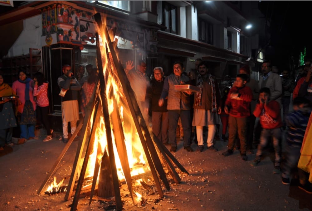 Lohri 2019 celebration photos uttarakhand
