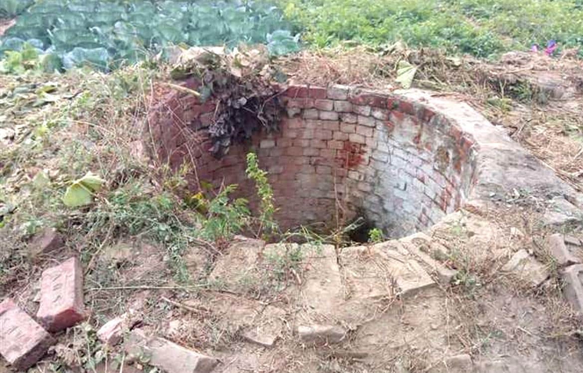 Prayagraj: Bike rider falls in flat well, two dead, one serious