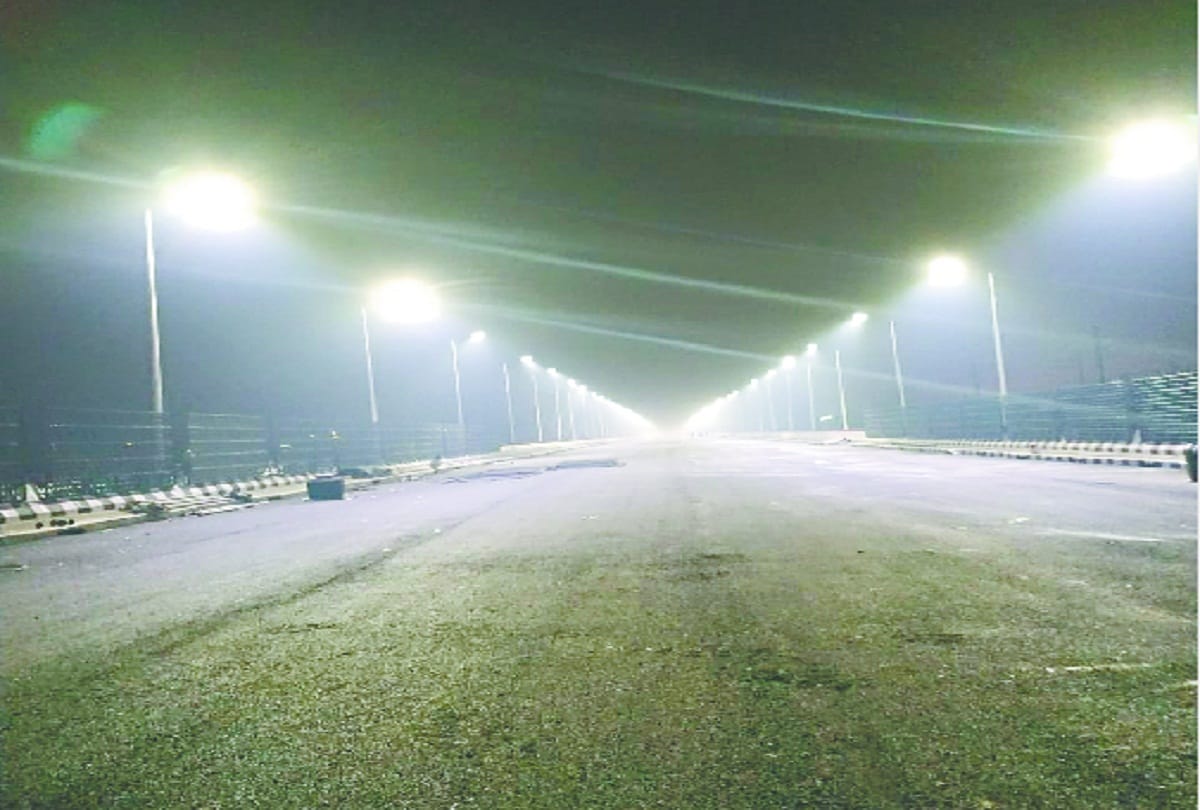 Yamuna Bridge ready now Wait for green signal