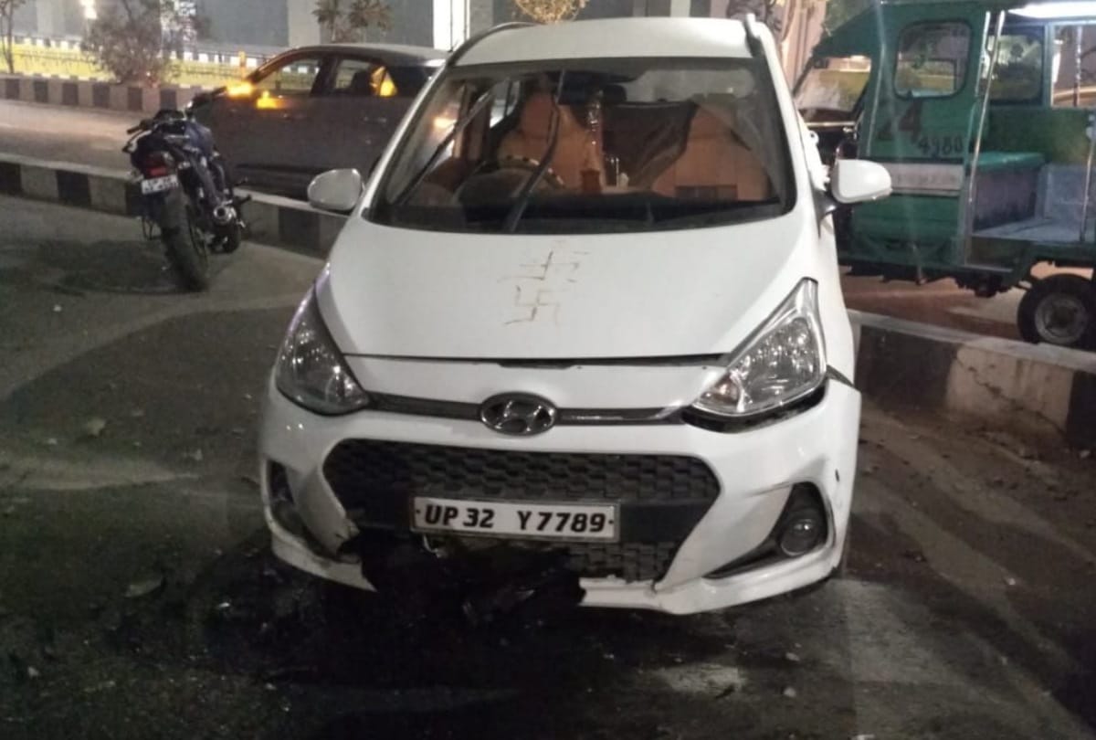bike rider fell down from flyover, injured in lucknow