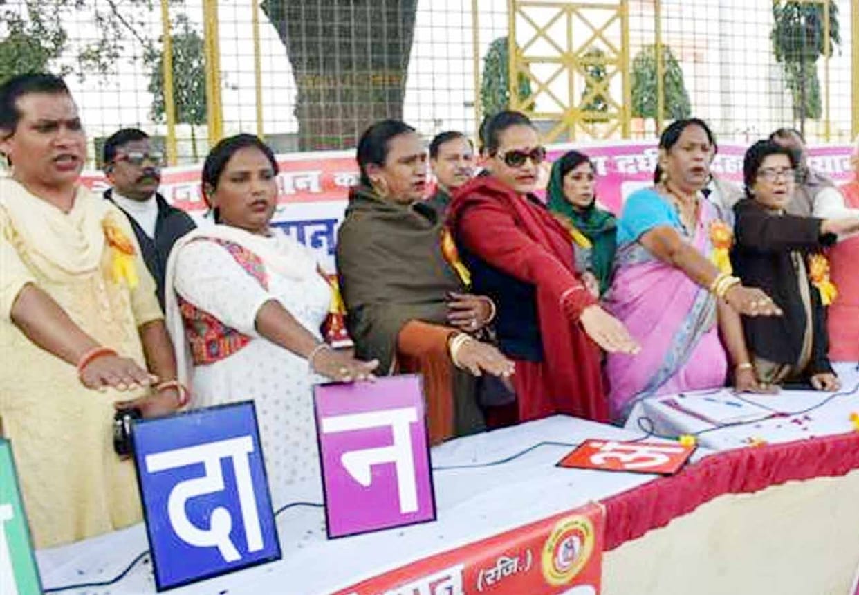 Sheer took Oath to donate dody in kanpur