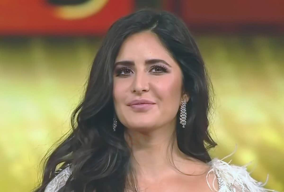 katrina kaif emotional remembering her father in a interview