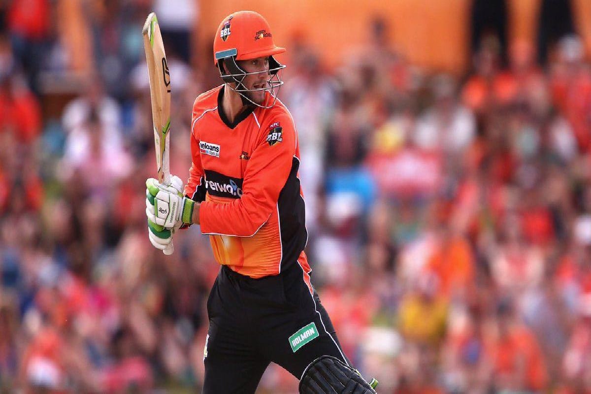 michael klinger controversial dismissal on seventh delivery in an over