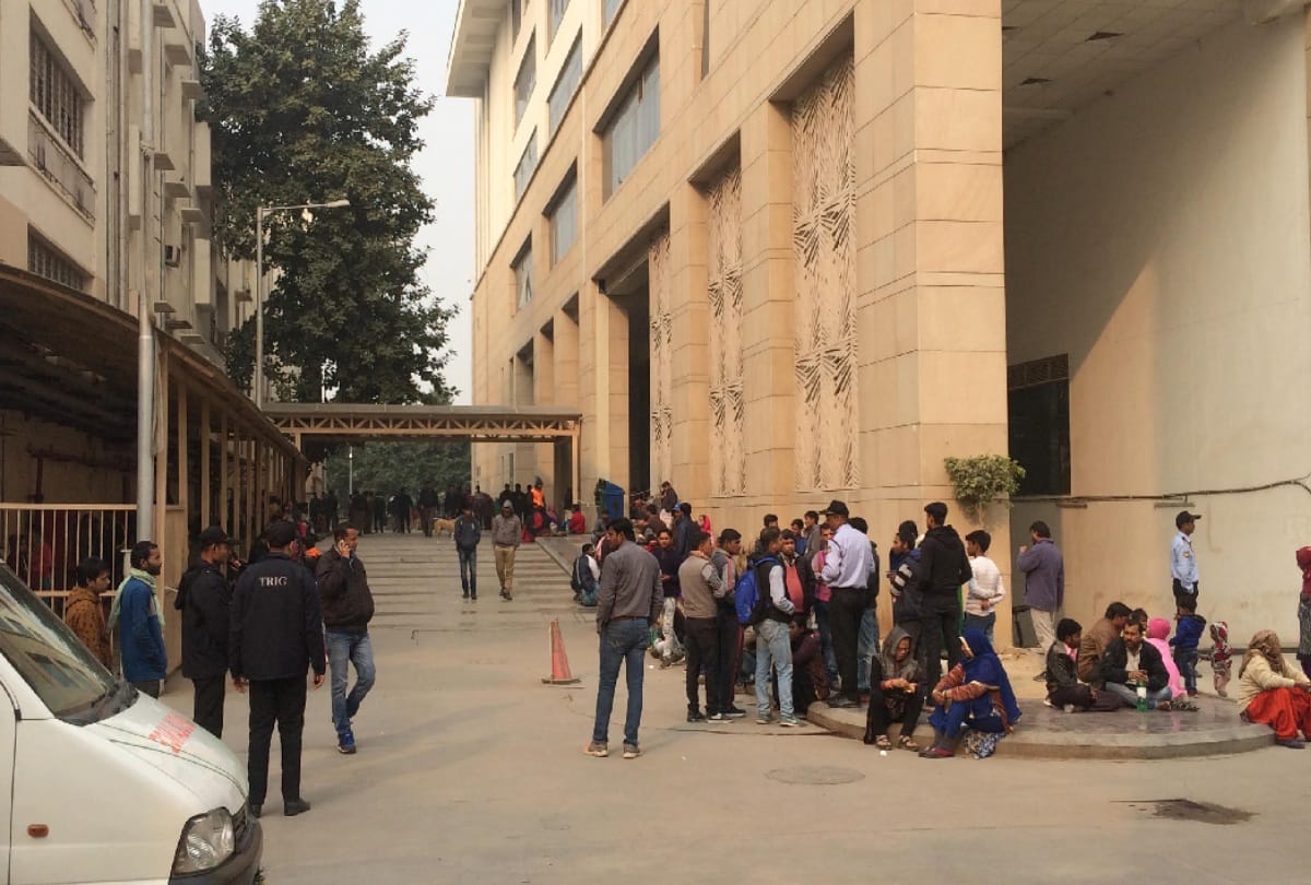 Nurse infected in Loknayak patient died in Safdarjung