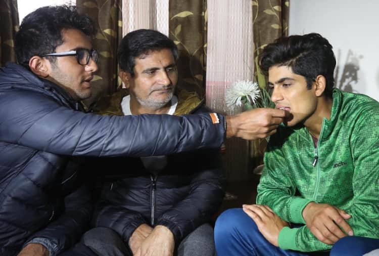 Local Sports, Shubman Gill Selected for Indian Cricket Team, Father Lakhwinder Advice to Son