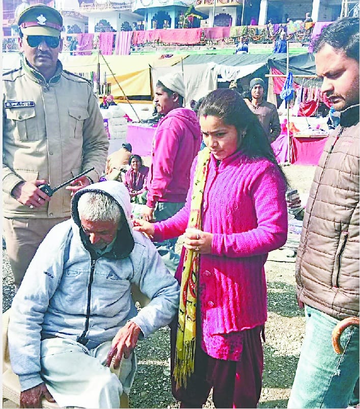 man saved from flowing in Sariu