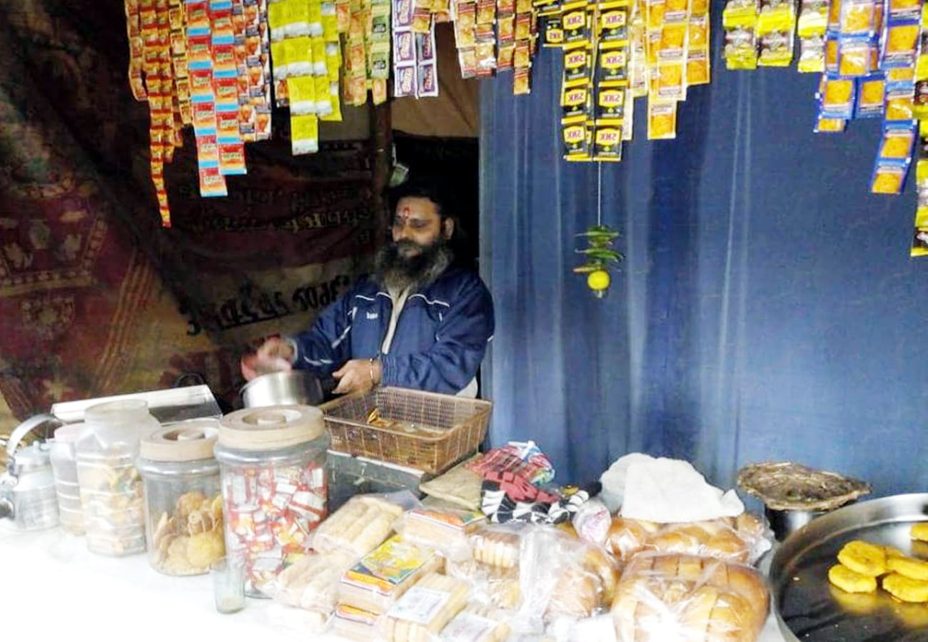 Tea seller's daughter got selected in  National Taekwondo championship