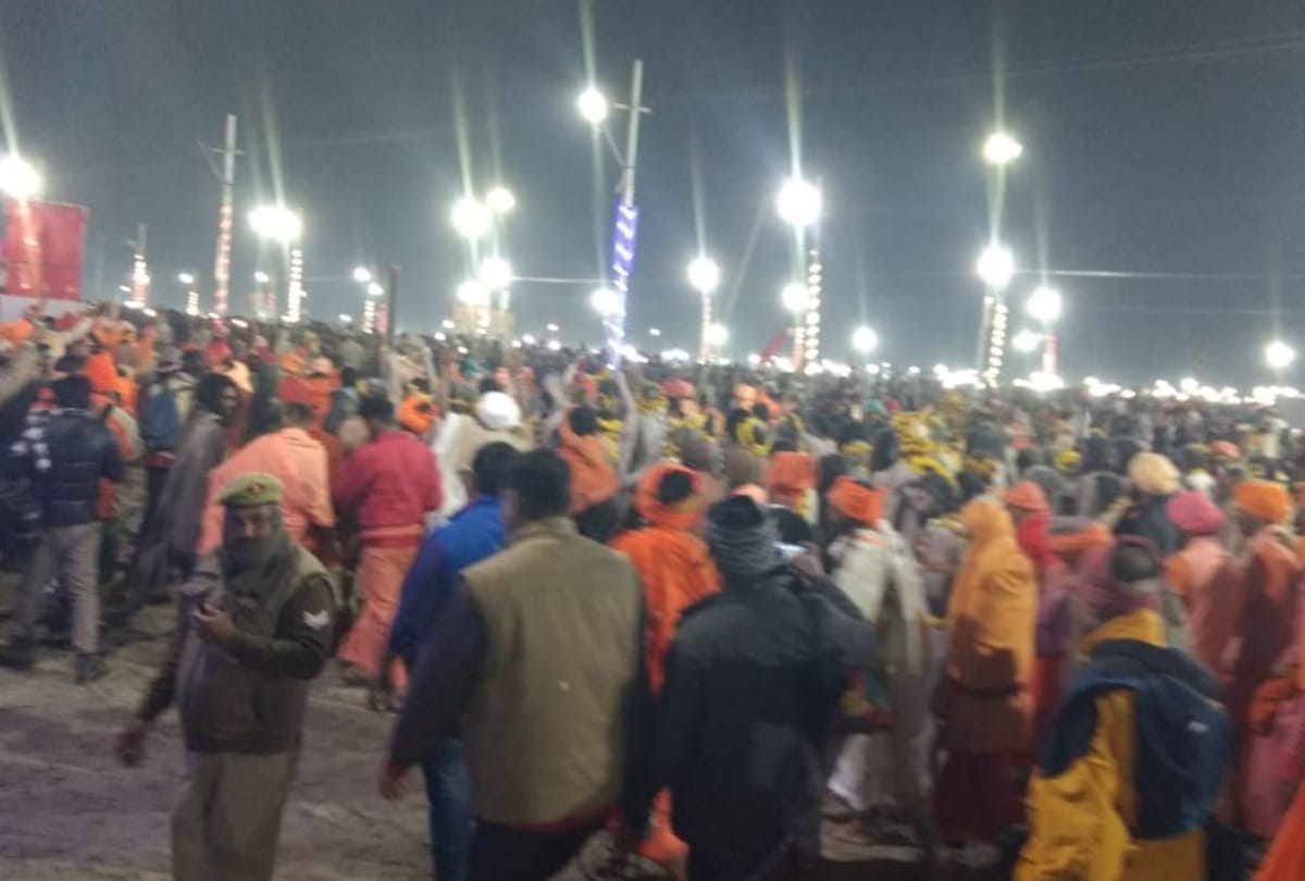 kumbh 2019 Kachla Ganga Ghat Many devotees reached from another district
