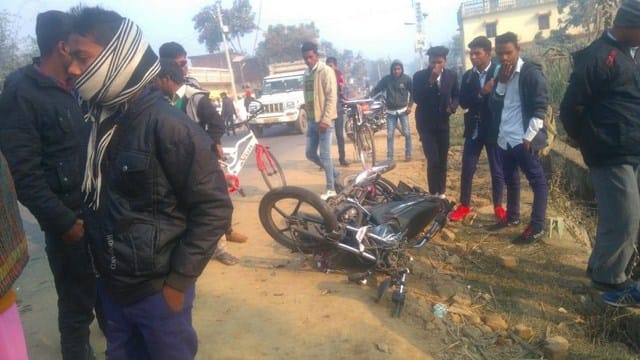 A young man killed, six injured in accidents