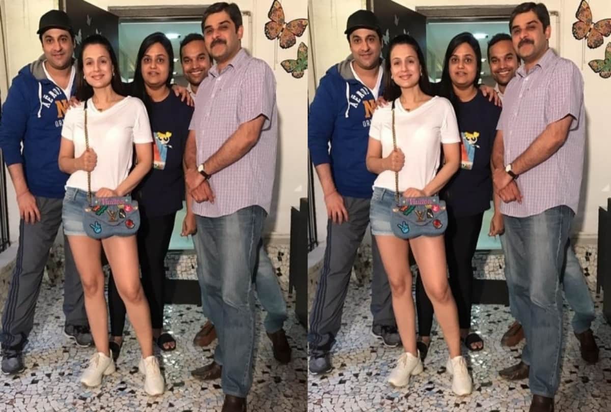 Ameesha Patel Car Accident fake News viral on social media