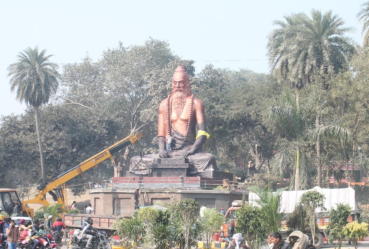 32 ft high Rishi Bhardwaj statue being installed tomorrow will be inaugurated by the President