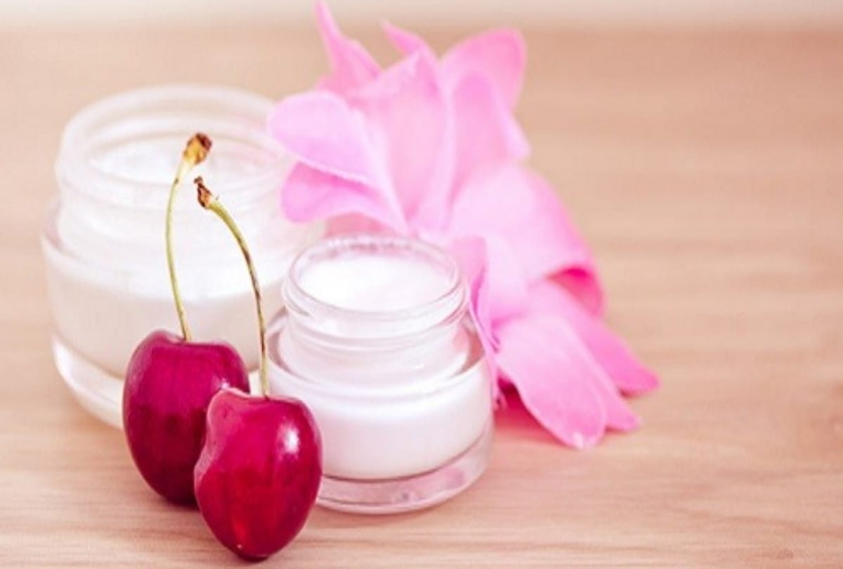 Homemade night cream to get glowing skin like actresses