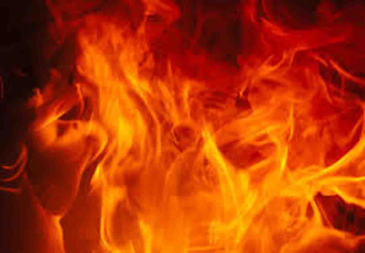 man burned his own body after drinking