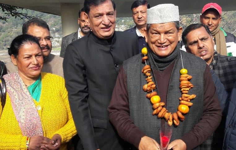 Rawat hides against BJP government