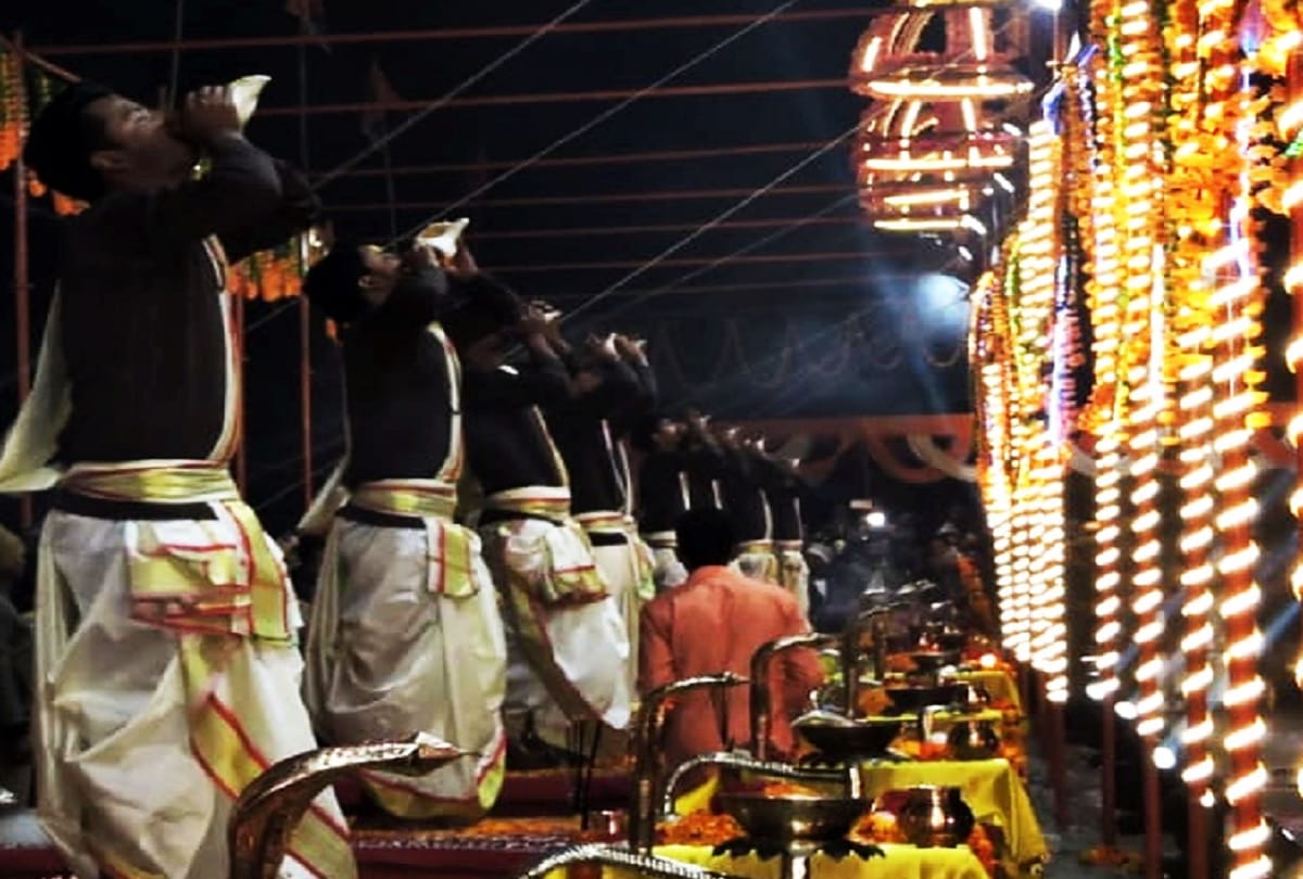 kumbh 2019 Kachla Ganga Ghat Many devotees reached from another district