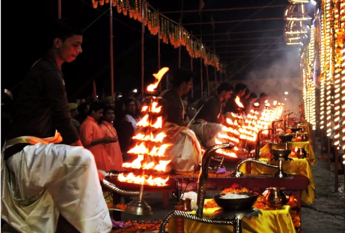 kumbh 2019 Kachla Ganga Ghat Many devotees reached from another district