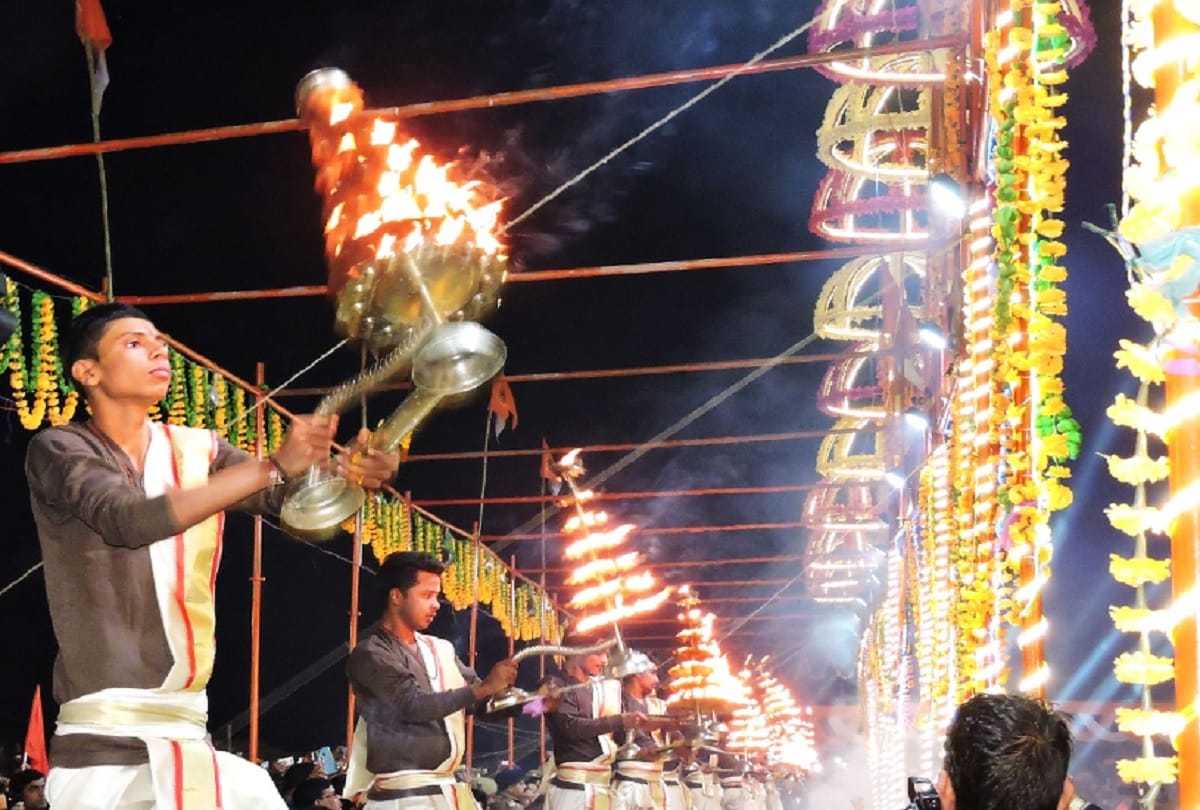 kumbh 2019 Kachla Ganga Ghat Many devotees reached from another district