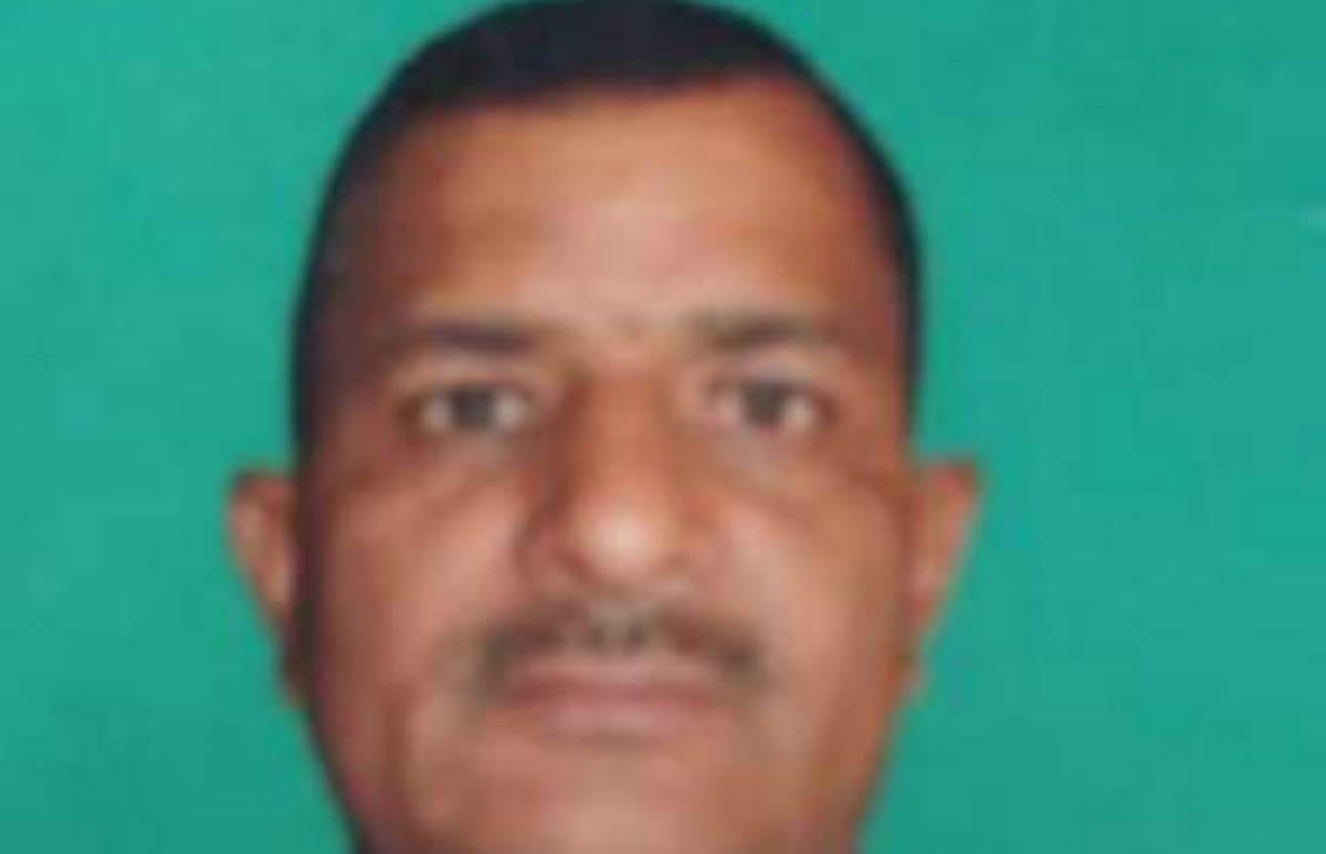 RTI activist shot dead in mau