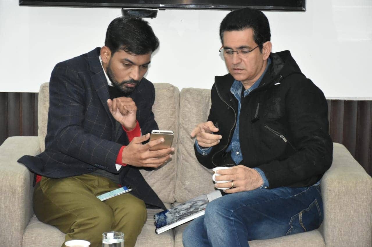 director omang kumar visit uttarkashi to see next movie location