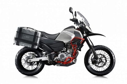 Motoroyale Kinetic offering rs. 80000 discount on SWM Superdual T650 superbike