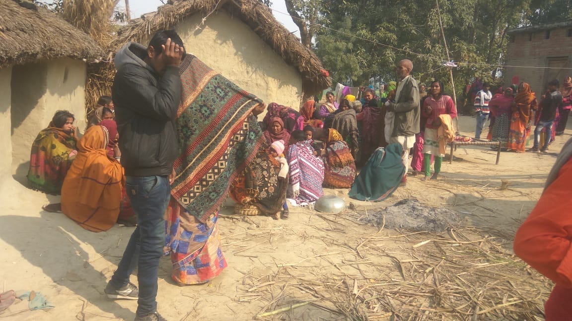 attack on family in night husband killed wife and daughter injured