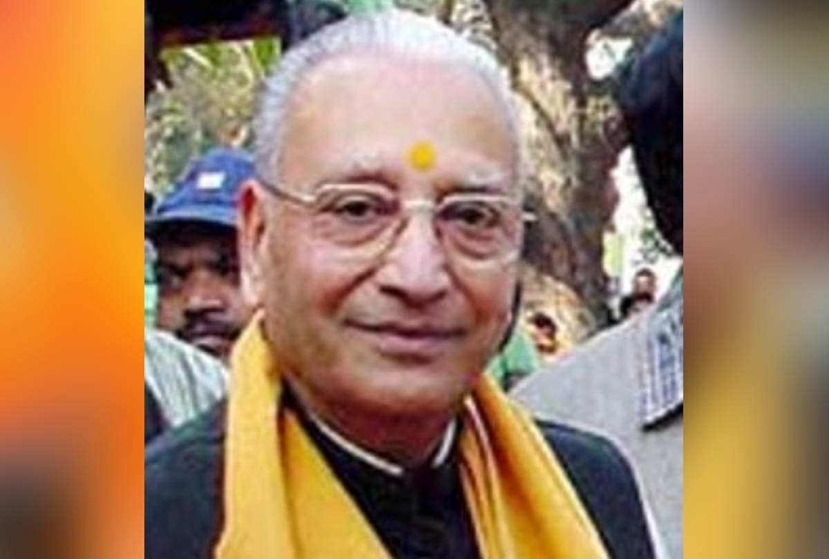 Ex VHP chief Vishnu Hari Dalmia passed away