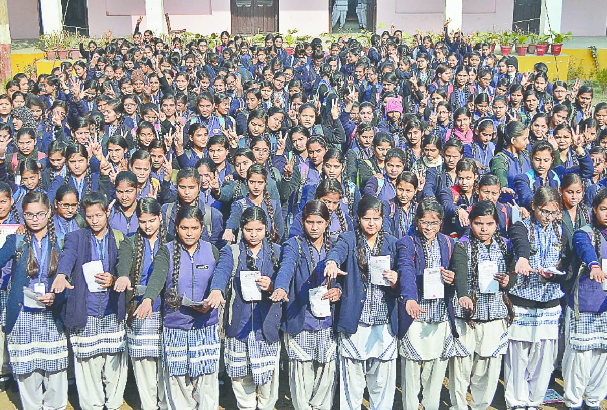 Aparajita: students in Meerut asks from experts how to prepare for exams without stress